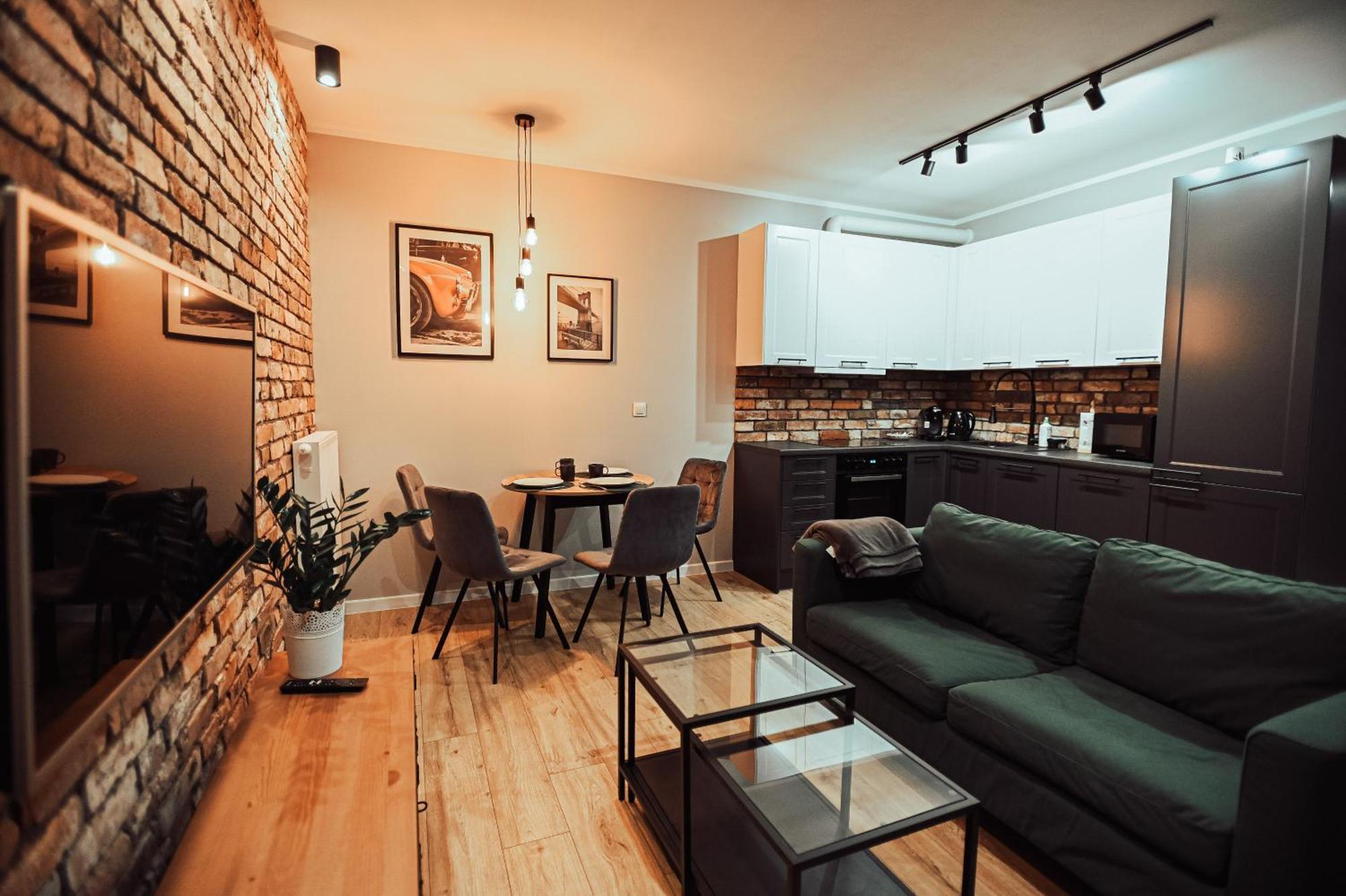 Loft Luxury Apartment & Parking 레스노 외부 사진