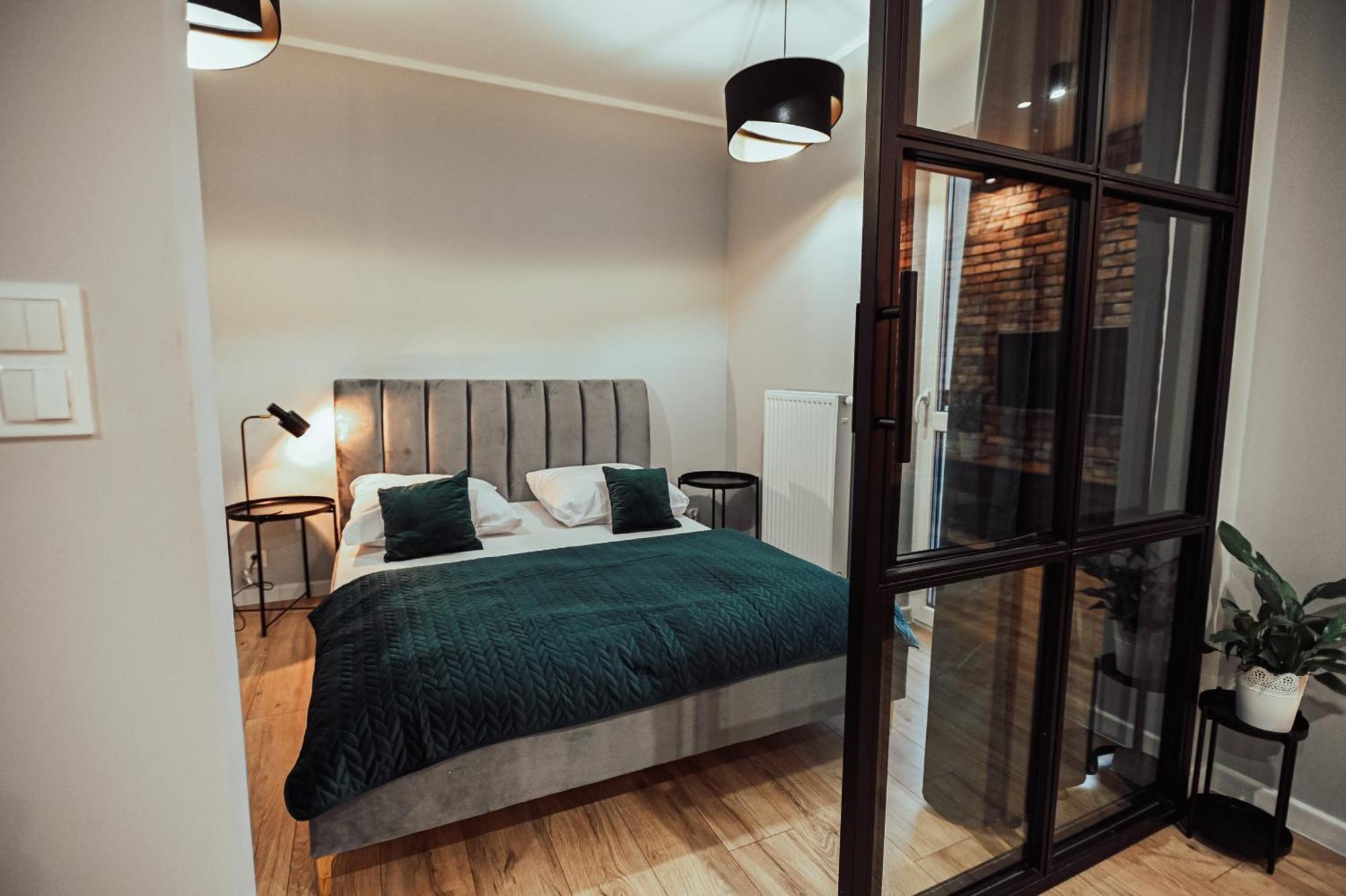 Loft Luxury Apartment & Parking 레스노 외부 사진