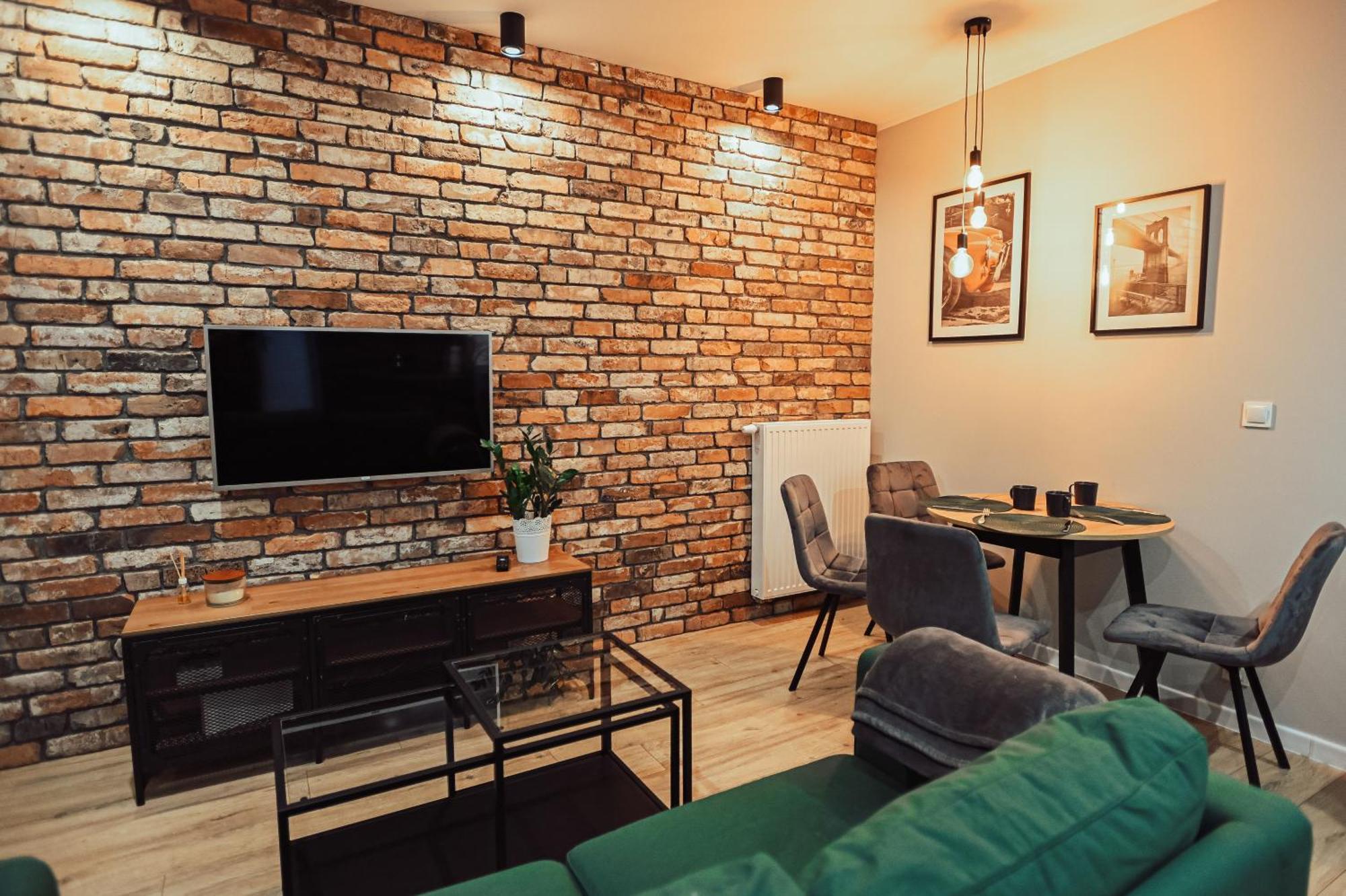 Loft Luxury Apartment & Parking 레스노 외부 사진